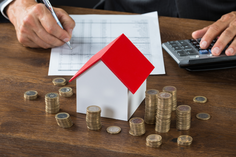 ¿Cómo se paga el IVA de una vivienda nueva y a quién?